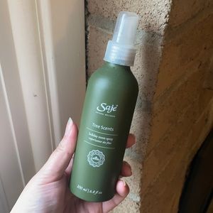 Saje Tree Scents Holiday Room Spray 🌲